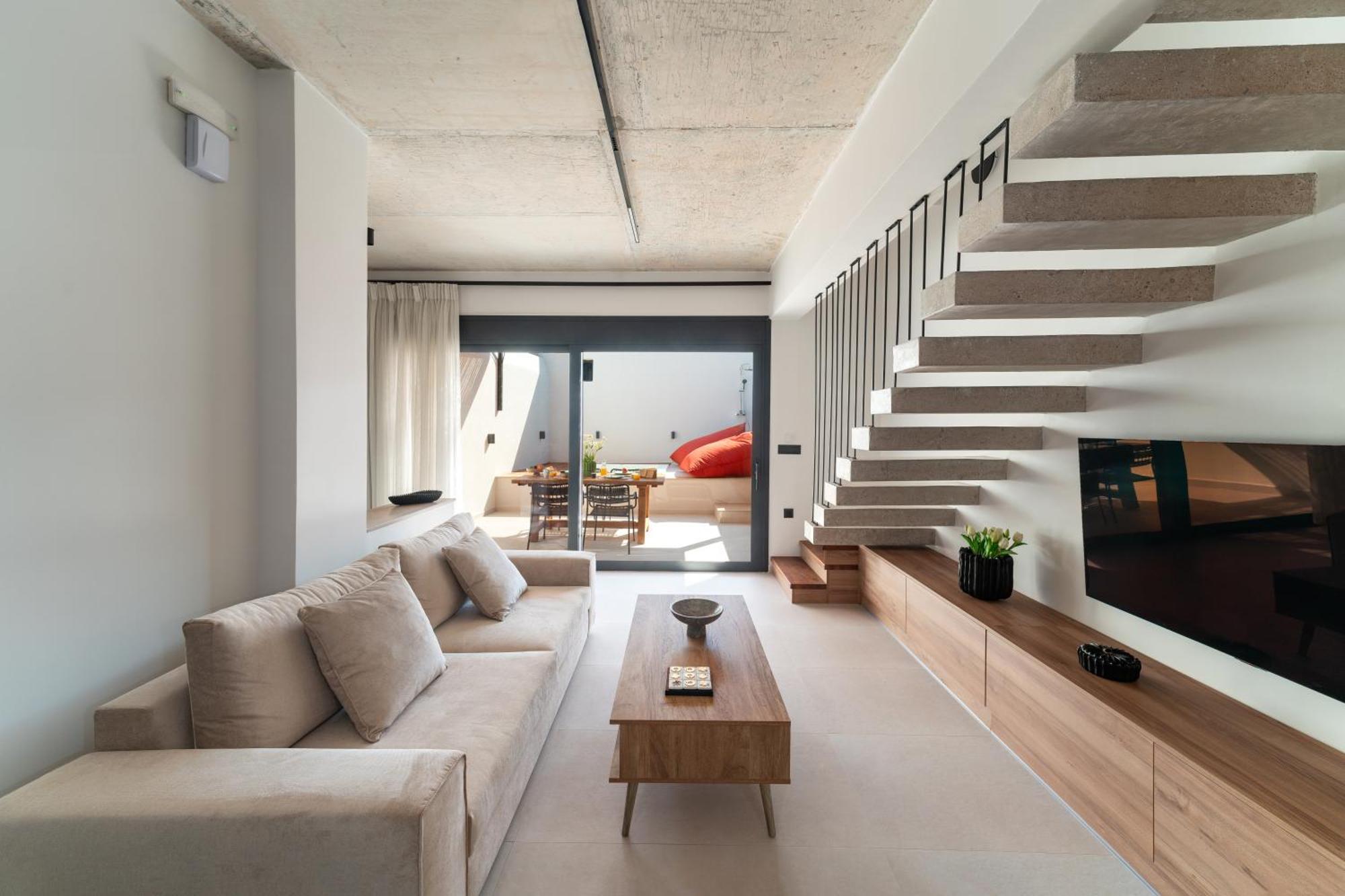 Atria Luxury Experience * Kattavía